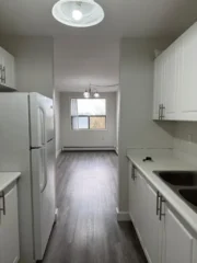 West005